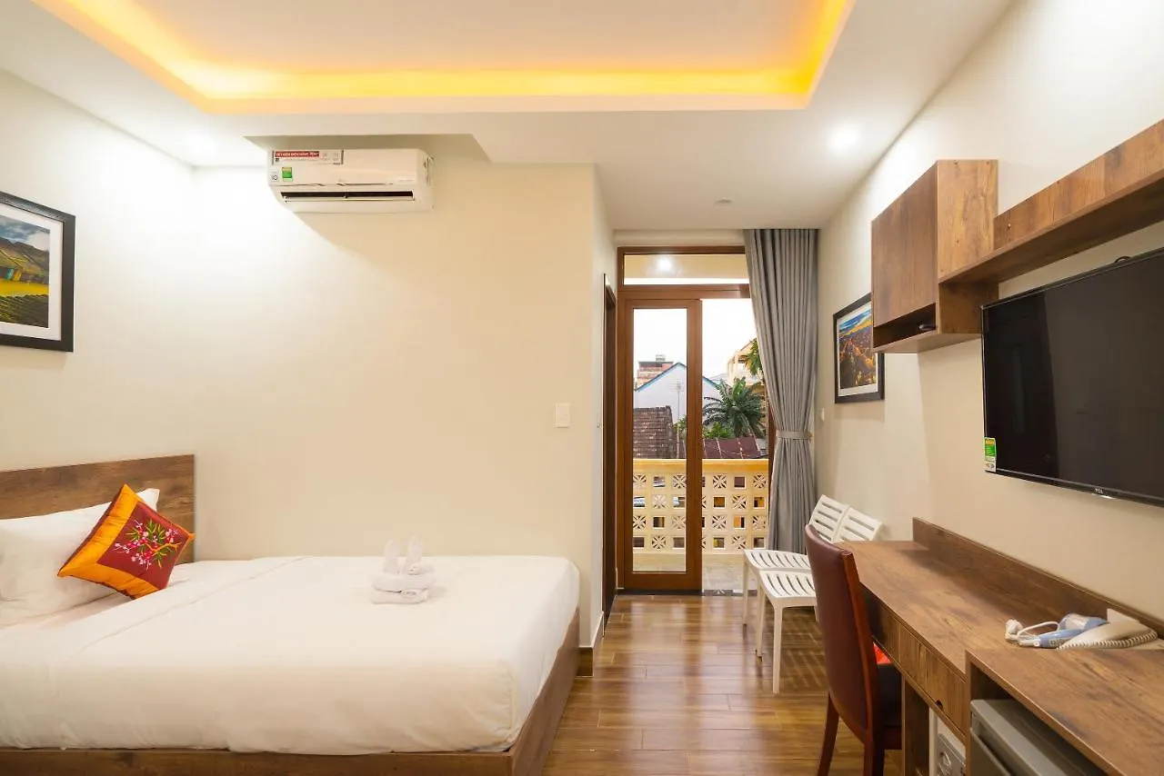The Lit Villa Hoi An Hotel