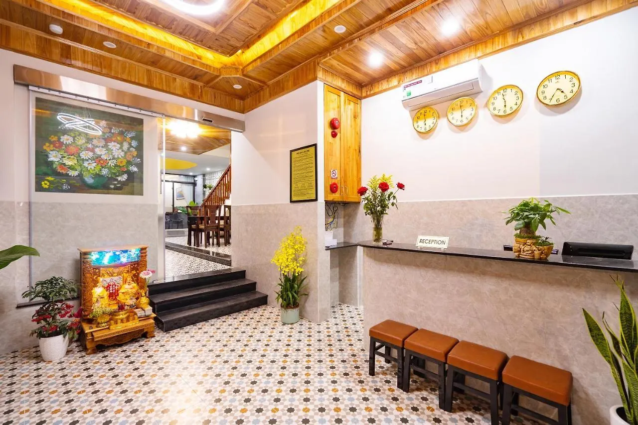 The Lit Villa Hoi An 3*,  Vietname